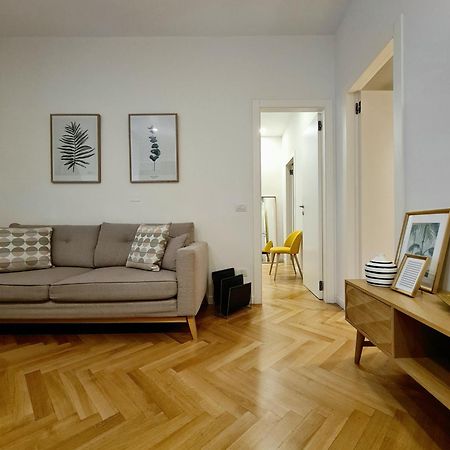 Serendipity Apartments - Duomo มิลาน ภายนอก รูปภาพ