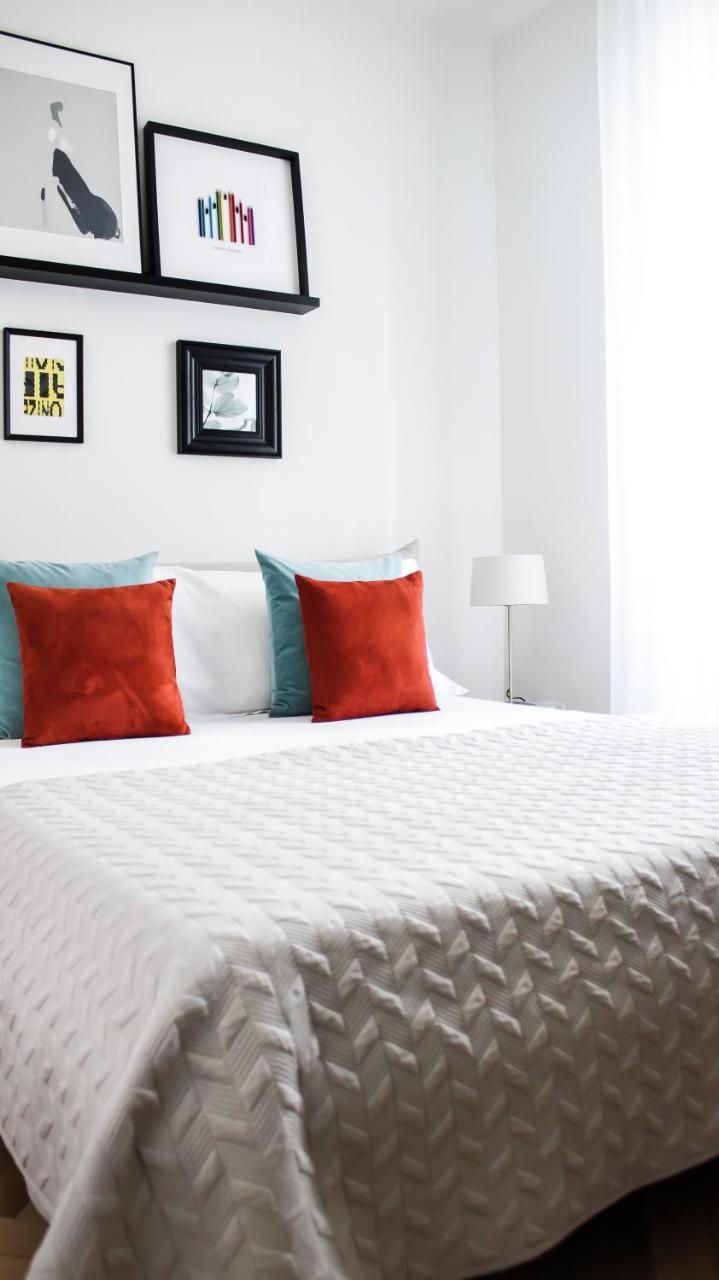 Serendipity Apartments - Duomo มิลาน ภายนอก รูปภาพ